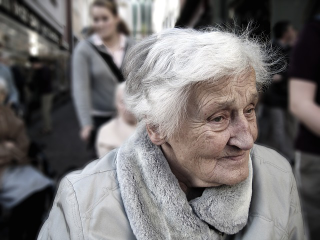 Illustration for article titled How Home Health Care Keeps Seniors Independent